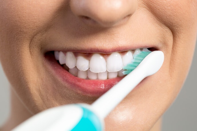 ยาสีฟันสำหรับแก้ปัญหาในช่องปาก : ลดปัญหาเหงือกร่น