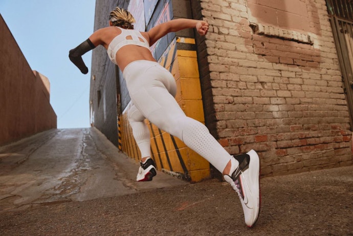 เลือกรองเท้าวิ่ง Nike สำหรับผู้หญิง ที่มีเทคโนโลยีใหม่ ๆ ช่วยเสริมประสิทธิภาพในการวิ่ง