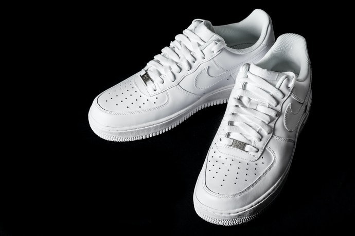 “Air Force 1” รุ่นเบสิกที่เหมาะกับเสื้อผ้าทุกสไตล์