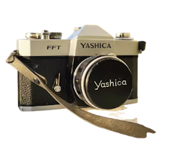 YASHICA กล้องฟิล์ม SLR รุ่น FFT 1